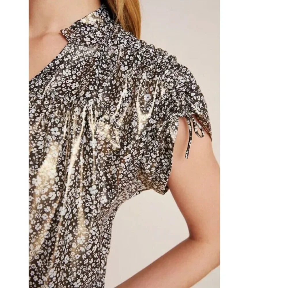 Anthropologie Metallic Top Womens Medium Gold Short Sleeve V-Neck Floral Blouse